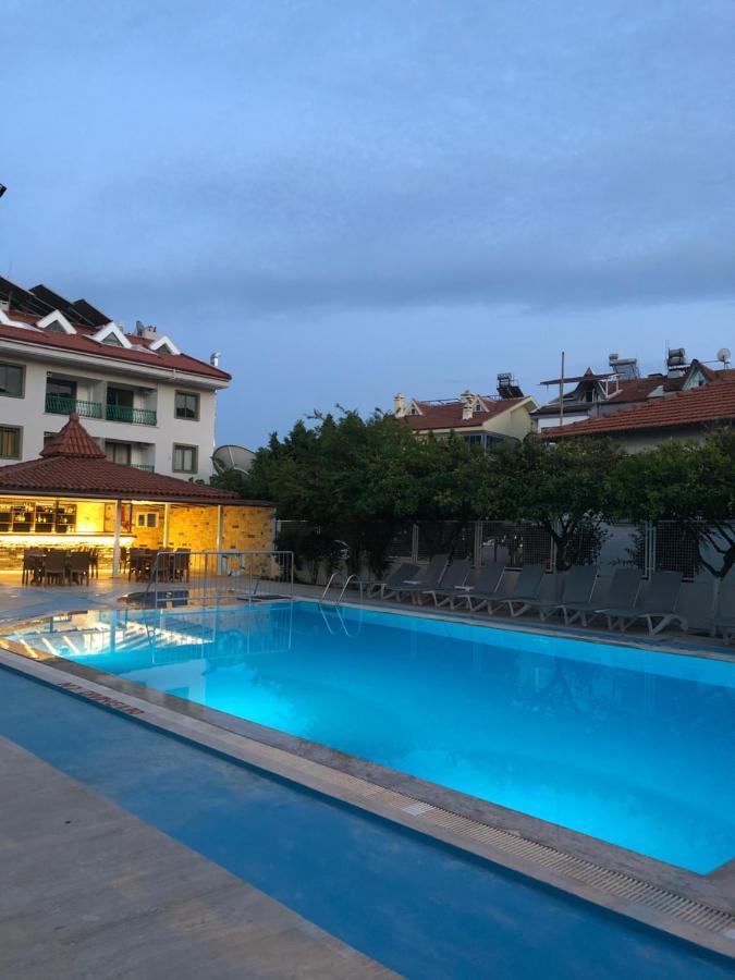 Princess Rima Apartments 马尔马里斯 外观 照片