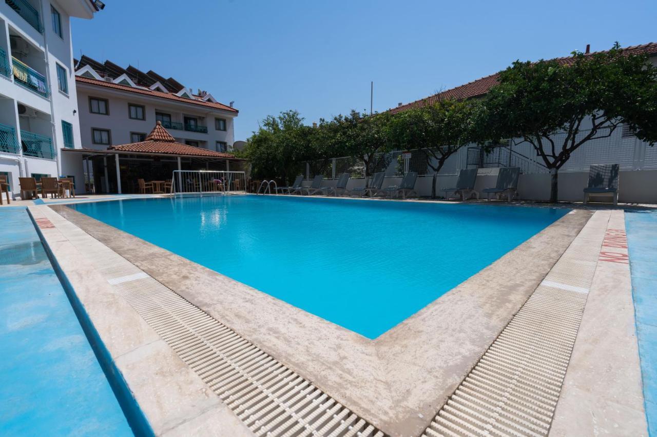 Princess Rima Apartments 马尔马里斯 外观 照片